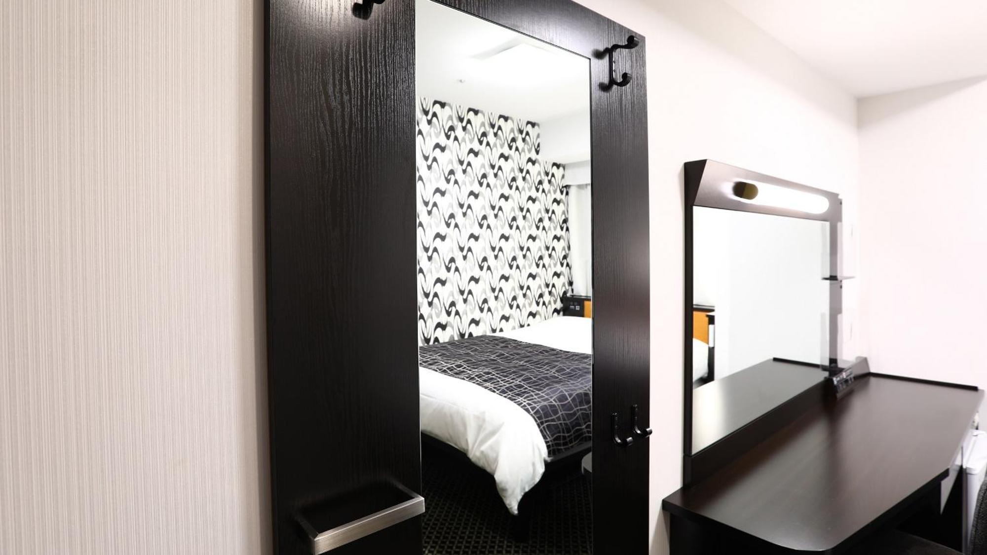 Apa Hotel Kodemmacho Ekimae Токио Екстериор снимка