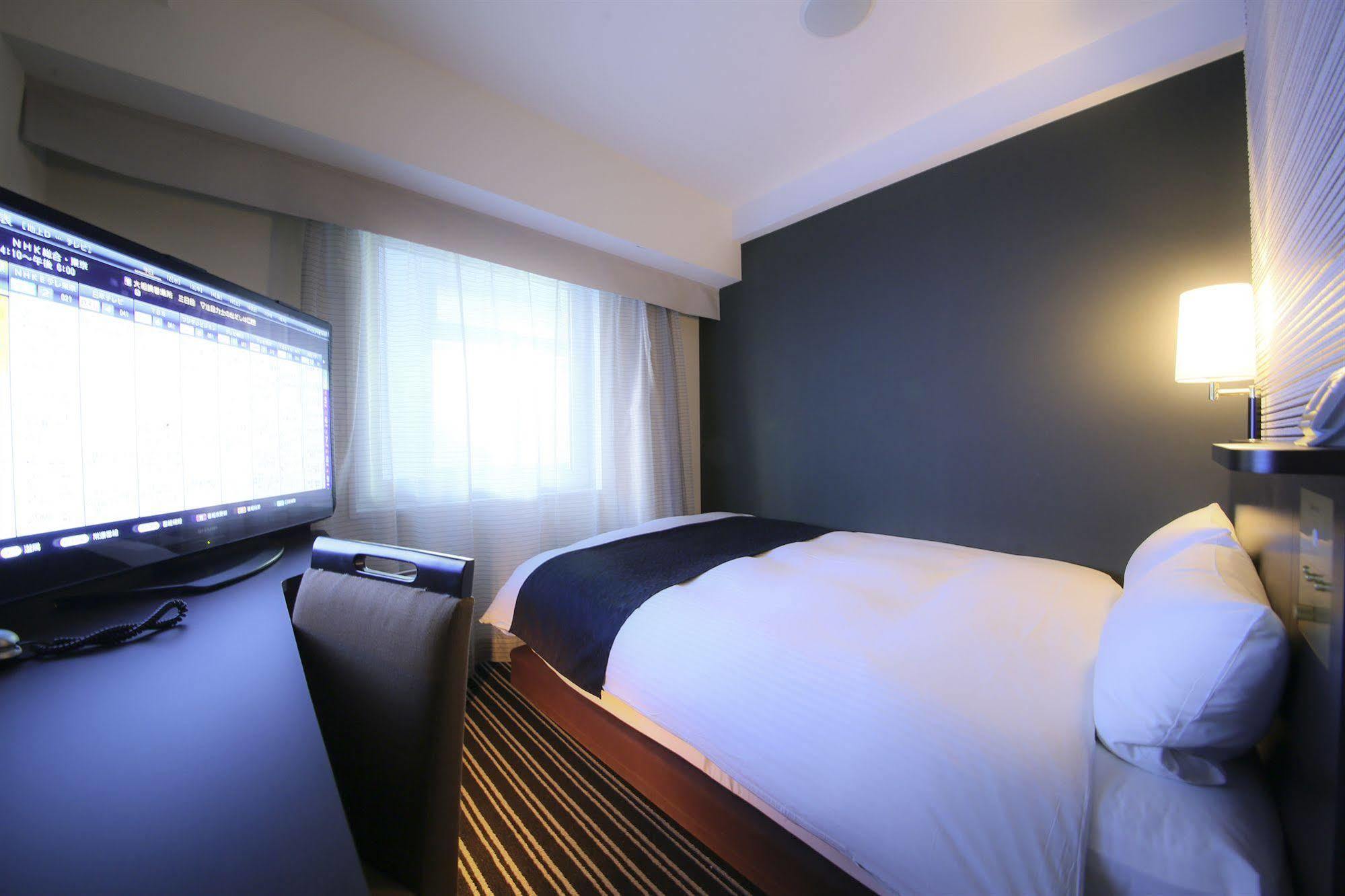 Apa Hotel Kodemmacho Ekimae Токио Екстериор снимка