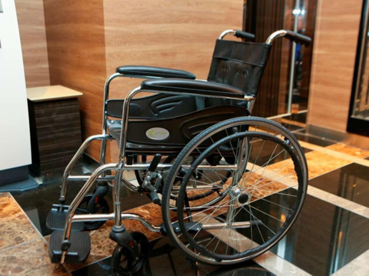 Apa Hotel Kodemmacho Ekimae Токио Екстериор снимка